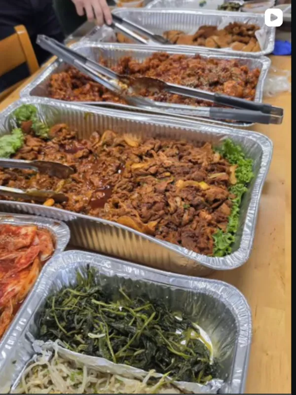 Bulgogi & banchan trays