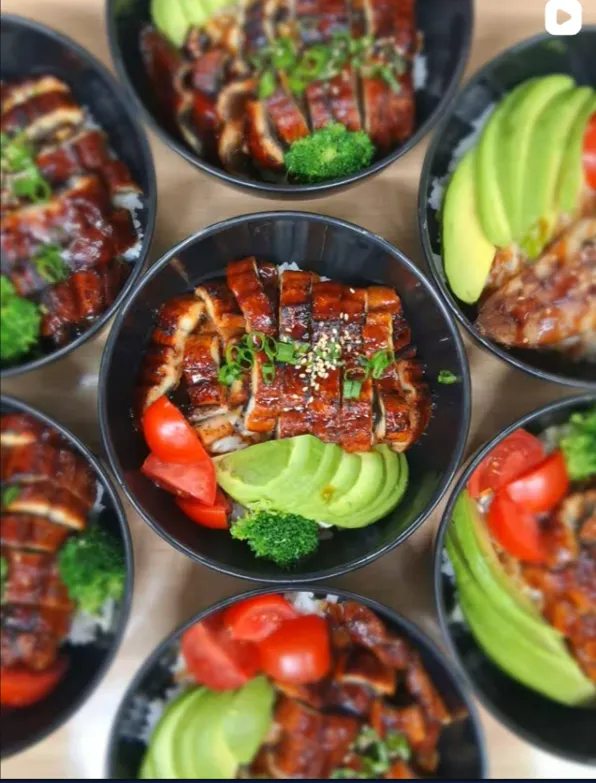 Grilled Eel Bowls